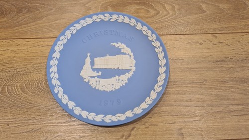 Blue wedgwood jasperware - blue,