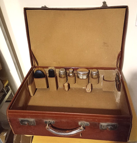 Vintage gentlemen travel - vintage, gentlemen's