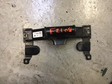 YAMAHA FZ1 S FZS1000 FAZER TANK MOUNTING BRACKET  FZ