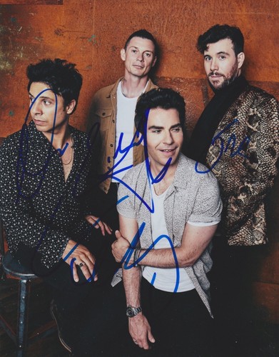 Stereophonics signed 10x8 - signed,
