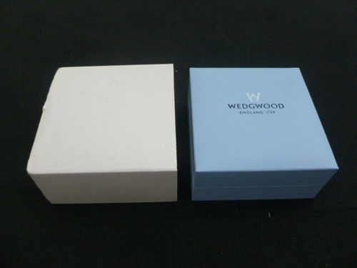 Wedgwood jewellery box - box, with