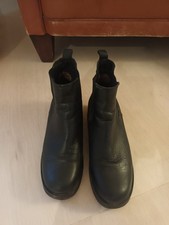 russell and bromley 40 boots
