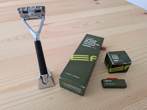Leaf razor chrome with - razor,