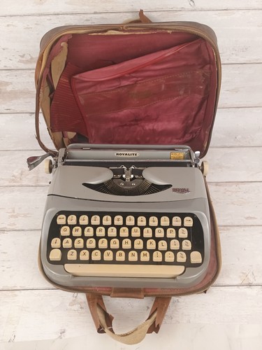 Vintage royal royalite - royal,