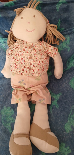 Mamas and papas - mamas, doll