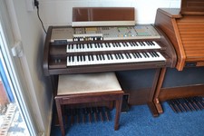 Orla GT8000 Organ & Stool