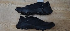 Salomon Wildcross Size 9