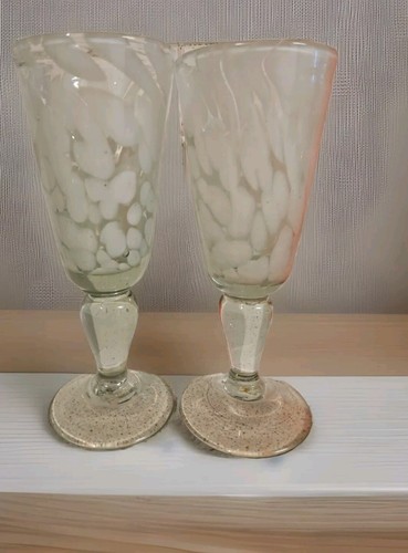 Vintage pair beautiful - pair,