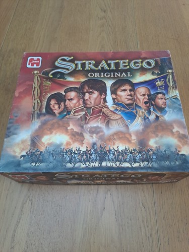 Jumbo stratego board game - board,