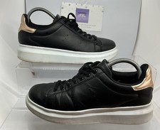 Beck & Hersey Women’s Black