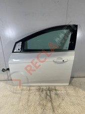 FORD FOCUS TITANIUM TURBO N/S/F DOOR