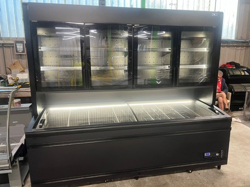 Display freezer chest - 2.5m,