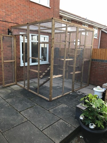 Spacious 6ft 7ft5 - 6ft, x