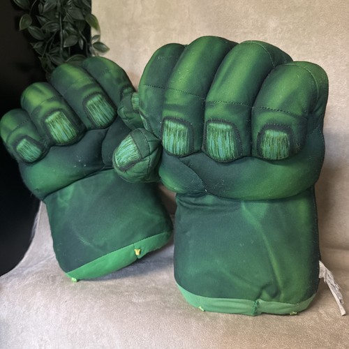 Incredible hulk smash hands - incredible,