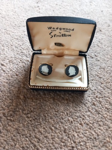 Wedgwood jasper ware - ware, cuff