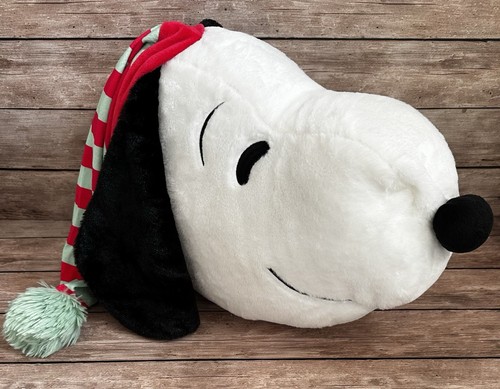 Miniso snoopy christmas head - christmas,
