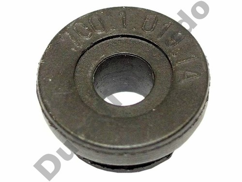Fuel tank rear mounting rubber