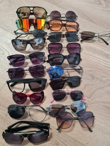 Job lot pairs of - of,