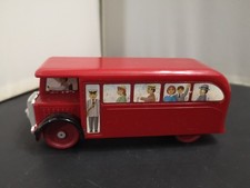 M617-HORNBY THOMAS THE TANK ENGINE 'BERTIE THE BUS' BATTERY OPERATED MODEL