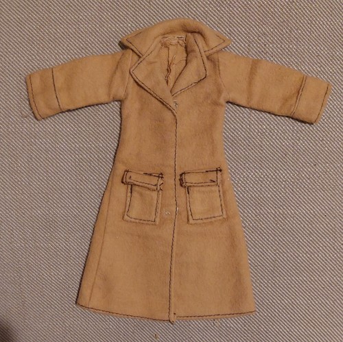 Sindy 1980 autumn leaves coat - sindy,