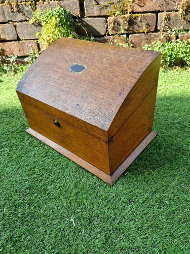 Rare antique oak tantalus - rare,