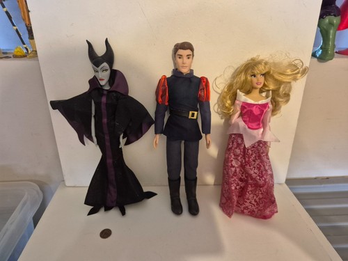 Disney store sleeping beauty - disney,