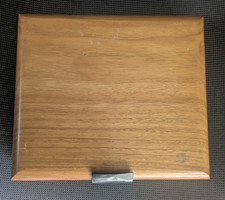 HANDMADE  ACTIVE STOMP BOX FOOT DRUM  CIGAR BOX GUITAR PERCUSSION