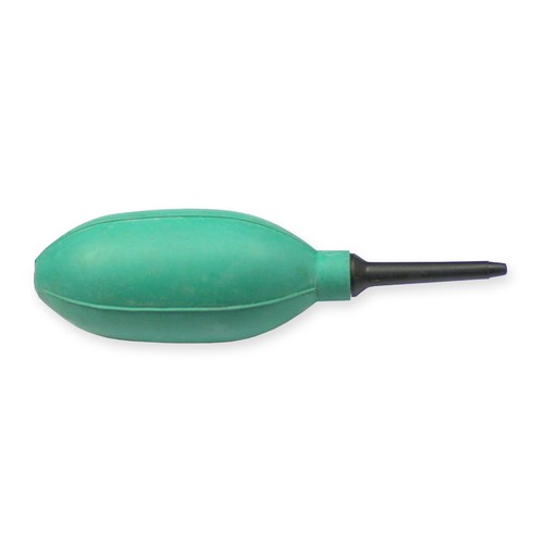 Rubber dust blower clean