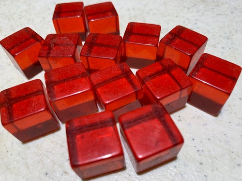 Old bakelite lucite red - 14,