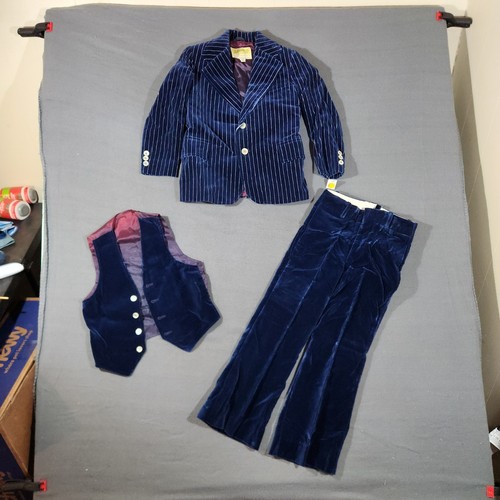 70s boys velvet piece suit - 3,