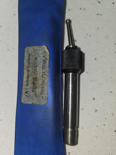 Toolmakers wiggler centre - toolmakers,