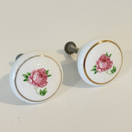 Set ceramic floral knobs - of, 6