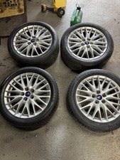 GENUINE FORD FOCUS TITANIUM