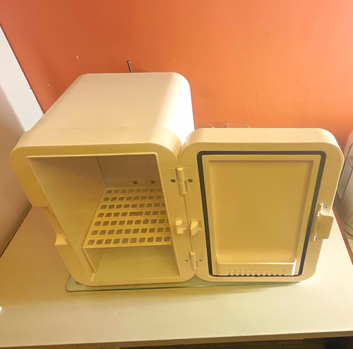 White table top mini - table,