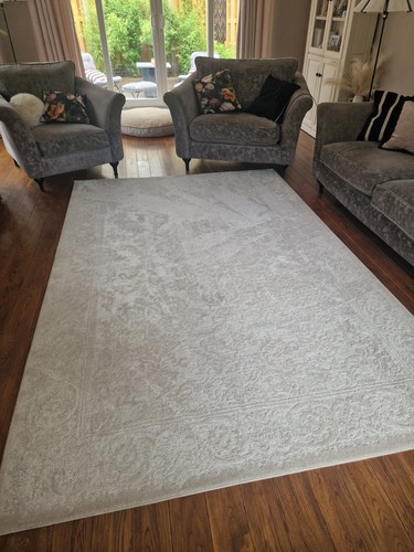 Dunelm cream traditional rug - traditional,