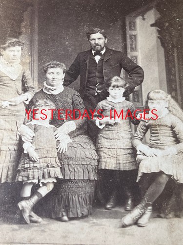 Family group fashion - family, cabinet