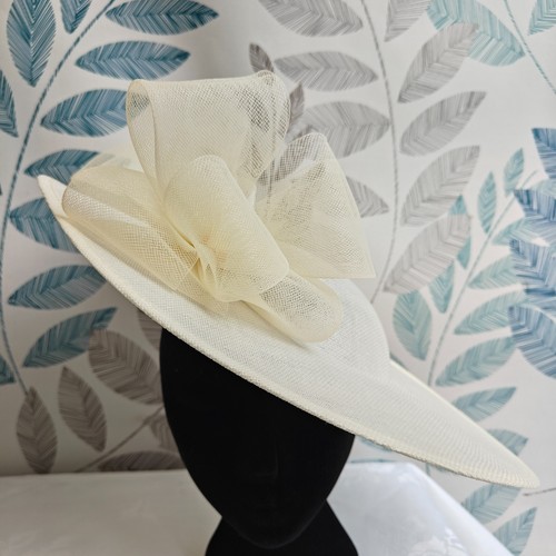 Ivory cream flower - ivory, wide