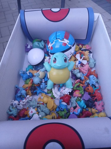 Pokeman figures - pokeman,