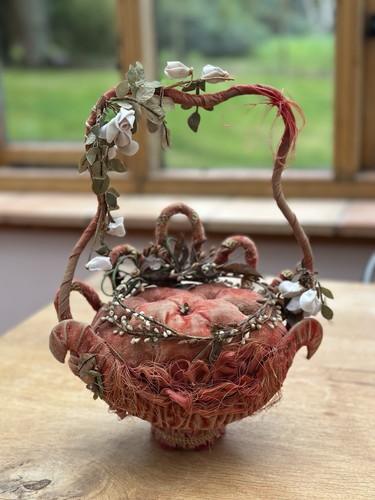 Ornate antique vintage - ornate, antique/vintage