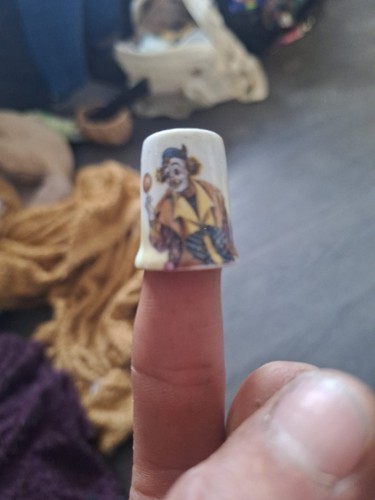 Vintage clown thimble heirloom - clown,