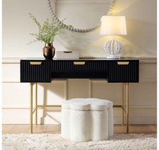 Richmond Ridged Dressing