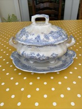 Asiatic Pheasant Sauce Tureen with Lid, Platter, and Ladle Antique