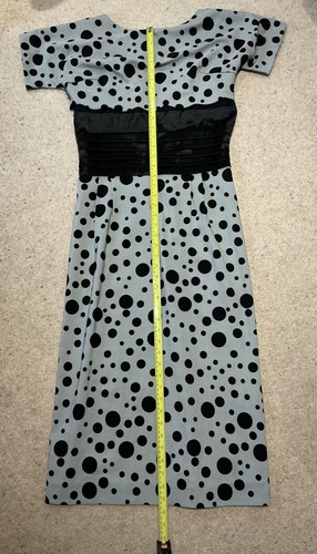 Grey dress with - black, dots
