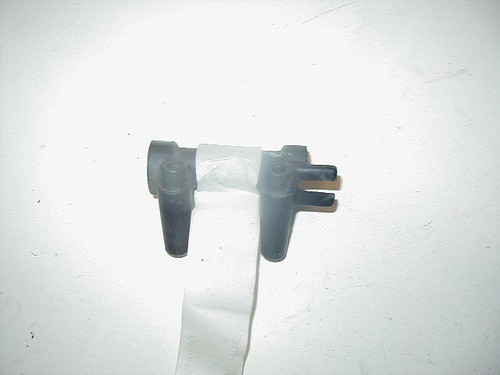 Brake distributor cylinder