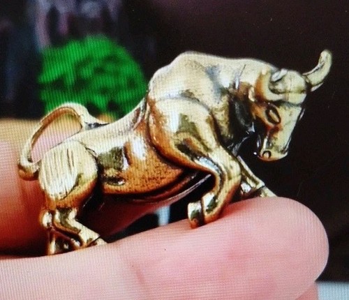 Brass bull miniature sweet - brass,