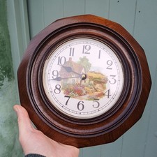 Cottage wall clock