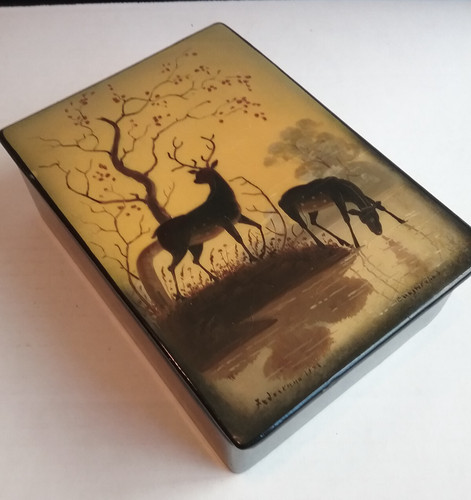 Large ish rect russian box - rect,