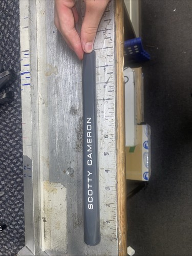 Scotty cameron genuine - scotty,
