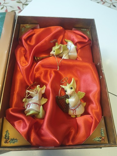 Pocket dragon figurine set - dragon, a