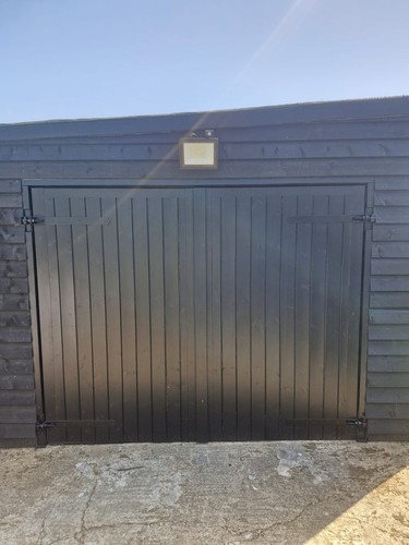 Wooden flat top - doors,